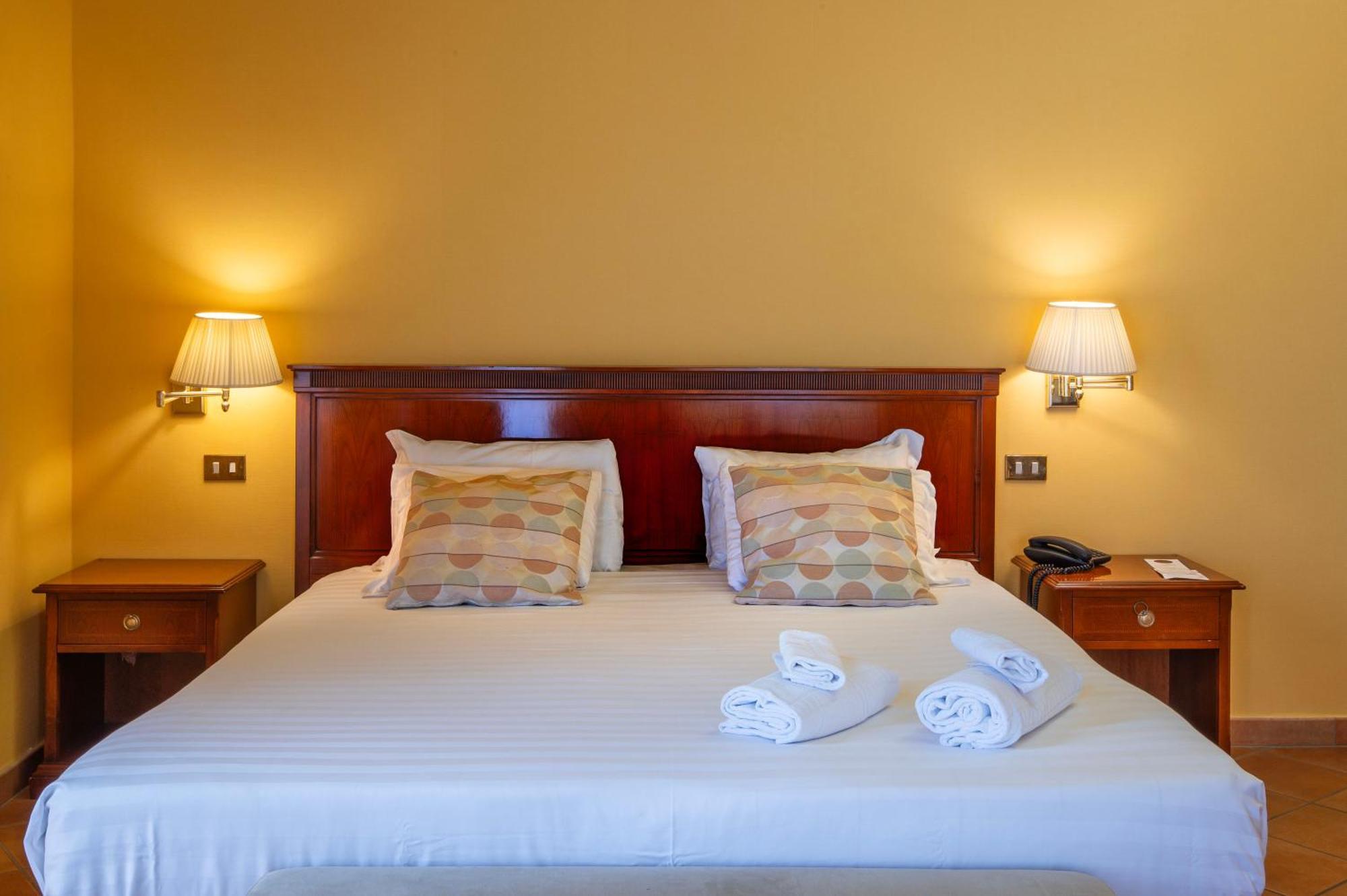 Hotel Nuvo نابولي المظهر الخارجي الصورة